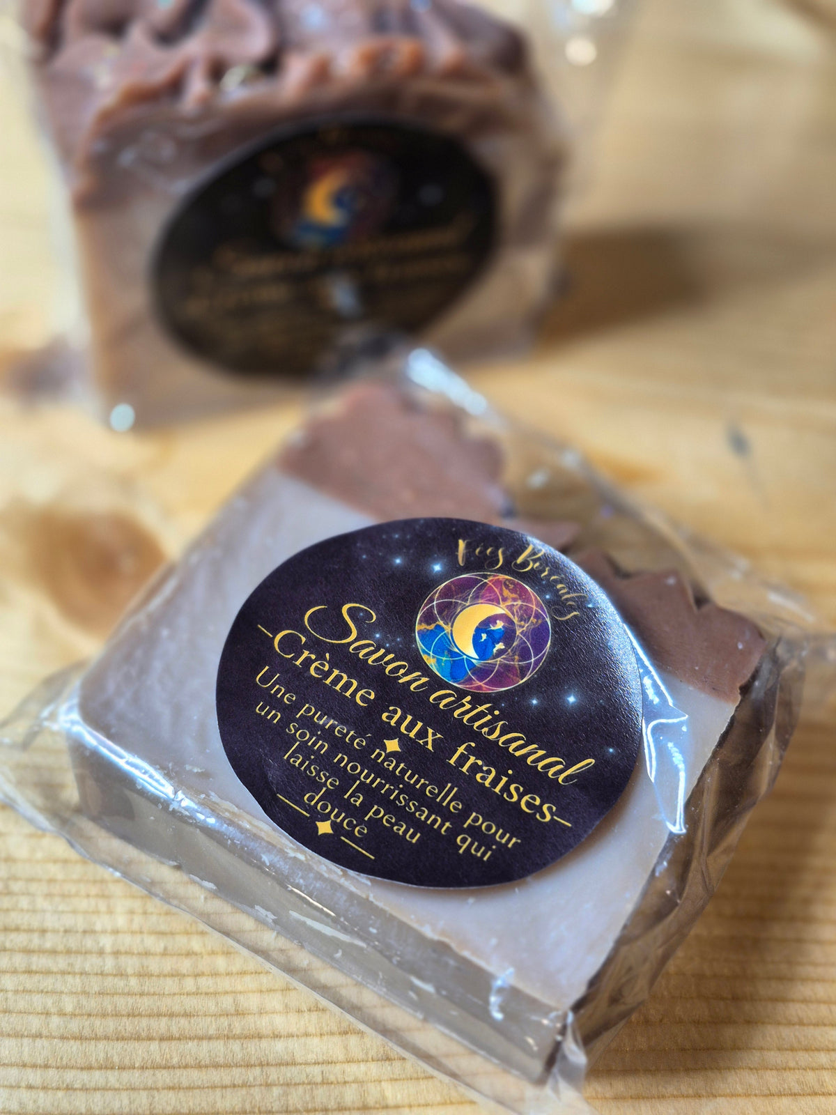 Savon Artisanal Crème aux Fraises – Fées Boréales